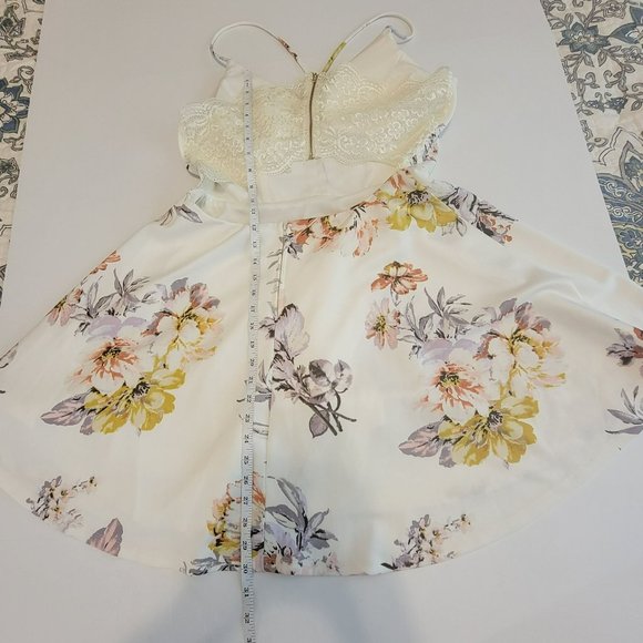 Jodi Kristopher Women JR Size 15 Ivory Fit & Flare Dress w/Open Lace Back EUC - Picture 10 of 11